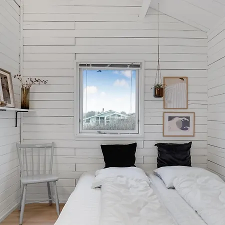 Three-Bedroom Holiday Home In Lokken Feriehus Løkken