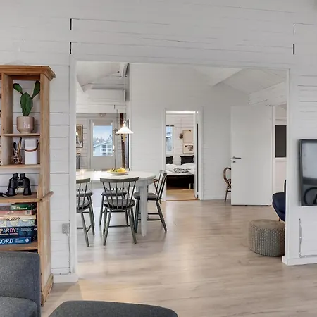 Feriehus Three-Bedroom Holiday Home In Lokken