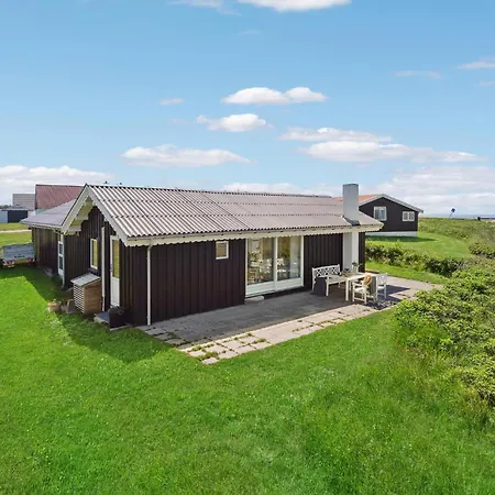 Three-Bedroom Holiday Home In Lokken Feriehus Løkken
