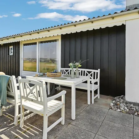 Three-Bedroom Holiday Home In Lokken