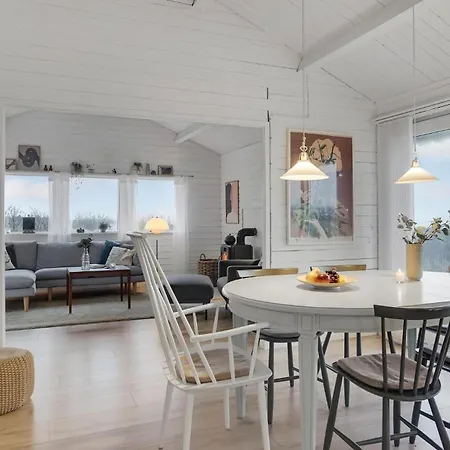 Feriehus Three-Bedroom Holiday Home In Lokken Løkken