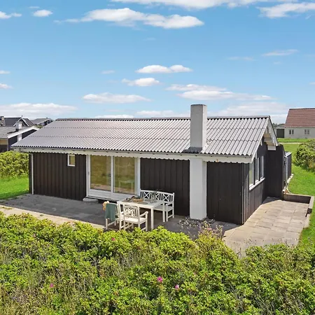 Feriehus Three-Bedroom Holiday Home In Lokken Løkken